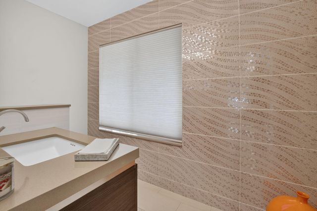 3245 St James Drive, Boca Raton, FL 33434