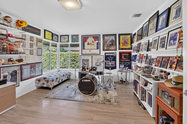 3245 St James Drive, Boca Raton, FL 33434