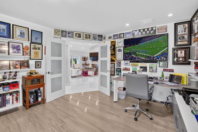 3245 St James Drive, Boca Raton, FL 33434