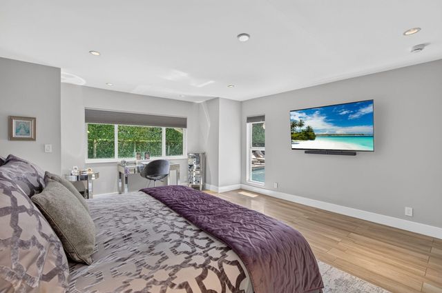 3245 St James Drive, Boca Raton, FL 33434