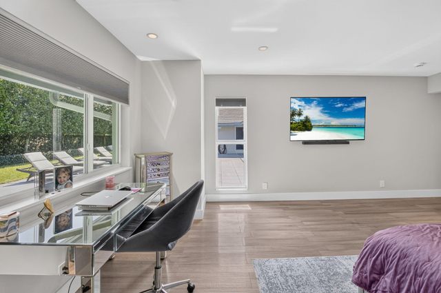 3245 St James Drive, Boca Raton, FL 33434
