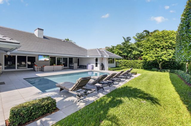 3245 St James Drive, Boca Raton, FL 33434