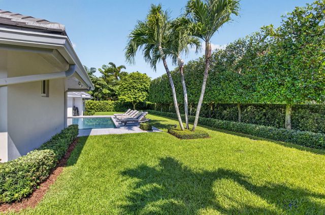 3245 St James Drive, Boca Raton, FL 33434