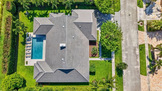 3245 St James Drive, Boca Raton, FL 33434