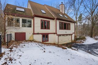 39 Coach Lane, Hampton Falls, NH 03844