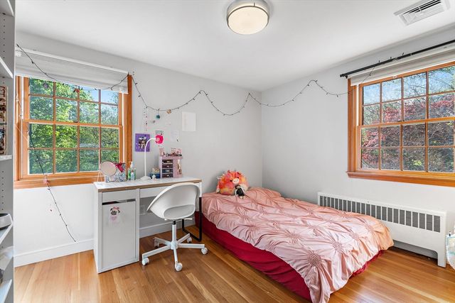 112 Page Rd, Bedford, MA 01730