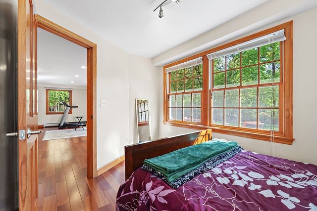 112 Page Rd, Bedford, MA 01730