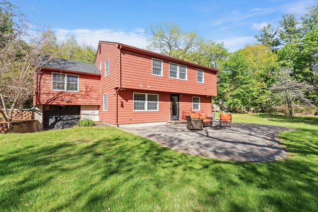 112 Page Rd, Bedford, MA 01730