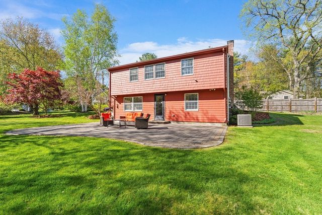 112 Page Rd, Bedford, MA 01730