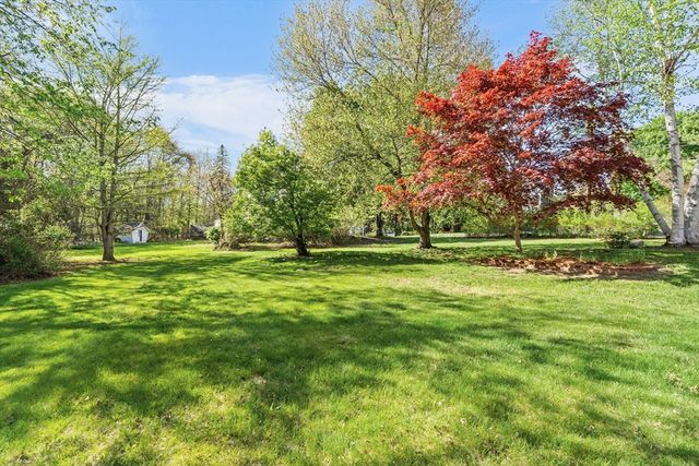 112 Page Rd, Bedford, MA 01730
