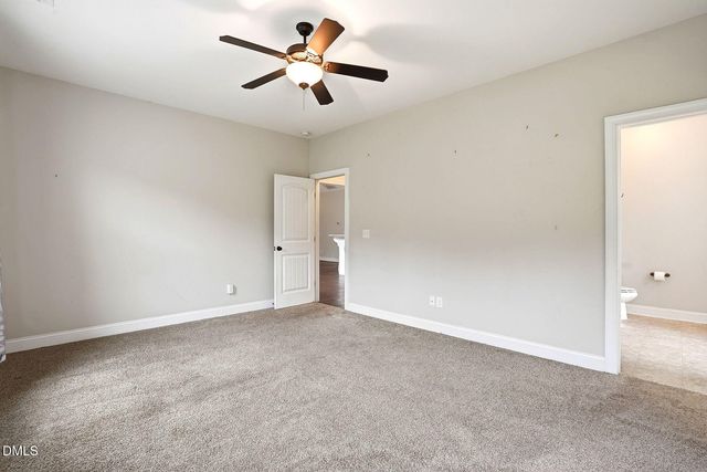 38 Widgeon Way, Lillington, NC 27546