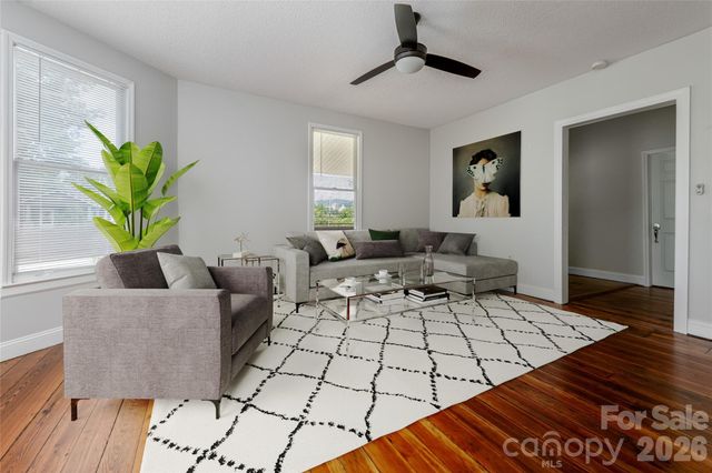 30 Bartlett Street, Asheville, NC 28801