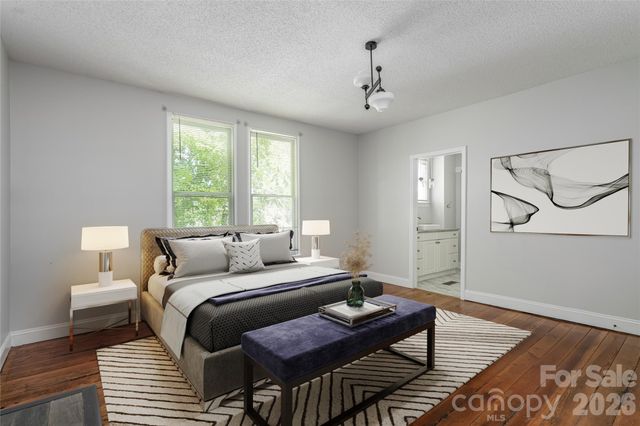 30 Bartlett Street, Asheville, NC 28801