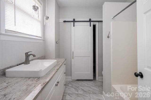 30 Bartlett Street, Asheville, NC 28801