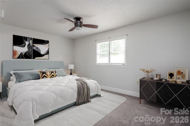 30 Bartlett Street, Asheville, NC 28801