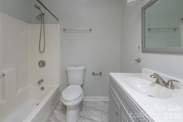 30 Bartlett Street, Asheville, NC 28801