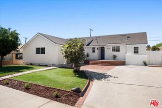 7045 Varna Avenue, North Hollywood, CA 91605