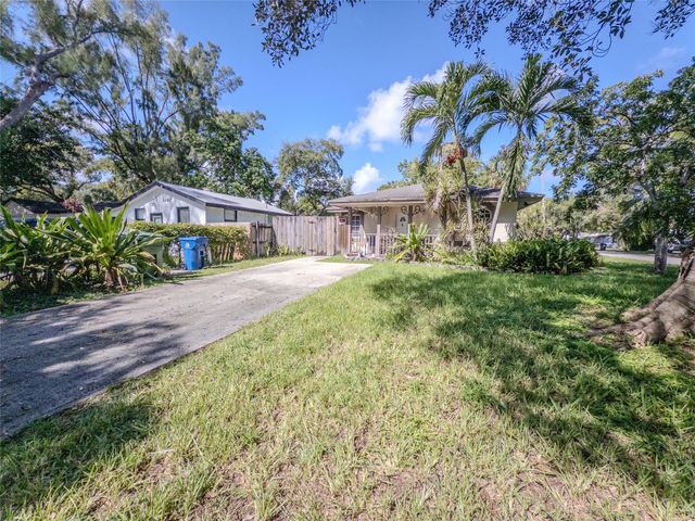 1403 SW 27th Ct, Fort Lauderdale, FL 33315