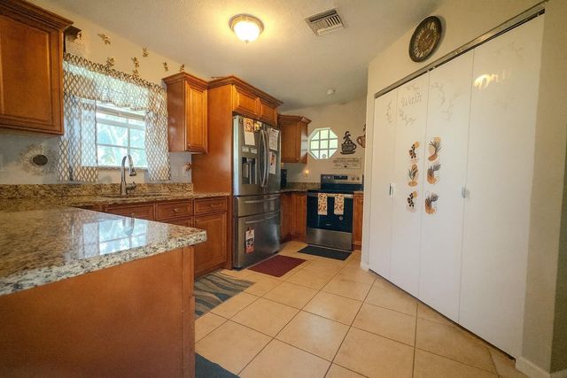 1403 SW 27th Ct, Fort Lauderdale, FL 33315