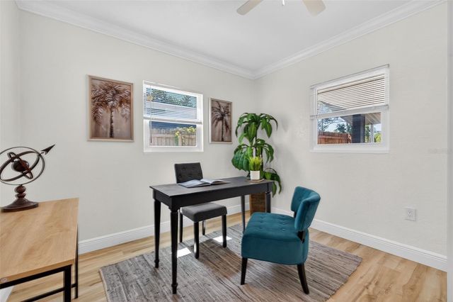 5627 COMMONWEALTH AVENUE N, St Petersburg, FL 33703