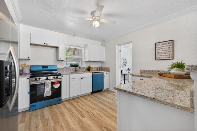 5627 COMMONWEALTH AVENUE N, St Petersburg, FL 33703