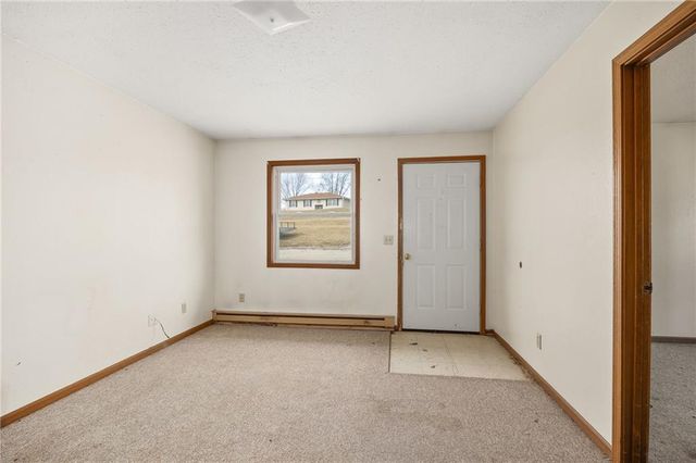 803 N 15th Terrace, Savannah, MO 64485