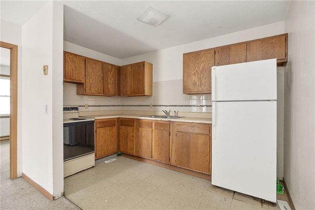 803 N 15th Terrace, Savannah, MO 64485