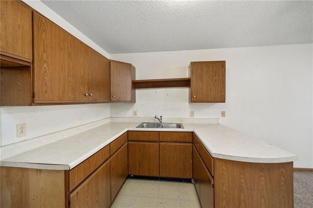 803 N 15th Terrace, Savannah, MO 64485