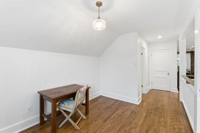 1410 E Riverwood Dr, Nashville, TN 37216