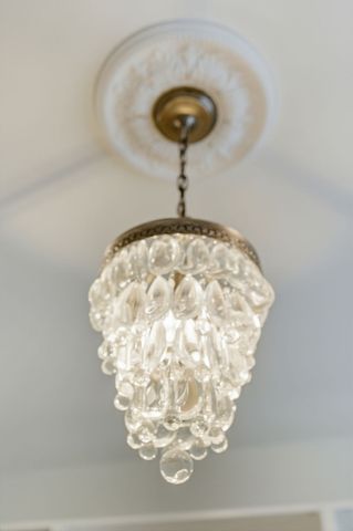 1410 E Riverwood Dr, Nashville, TN 37216