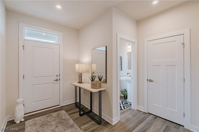 23558 Daisey Drive, Columbia Station, OH 44028