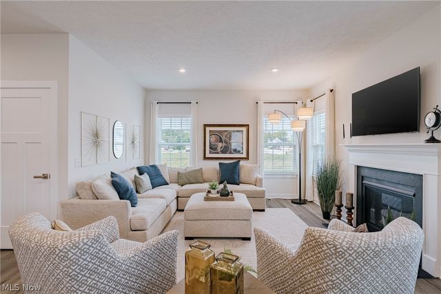 23558 Daisey Drive, Columbia Station, OH 44028