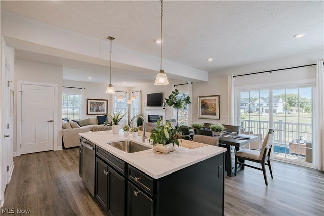 23558 Daisey Drive, Columbia Station, OH 44028