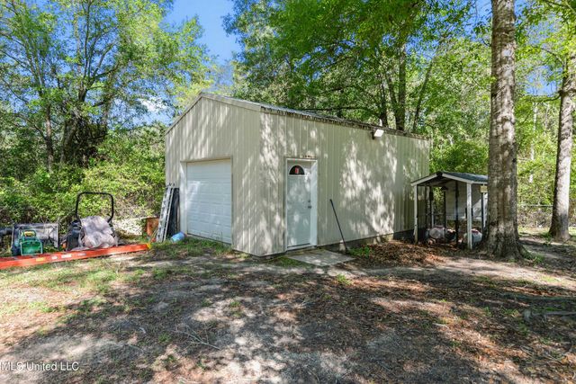 22807 Alamosa Drive, Moss Point, MS 39562