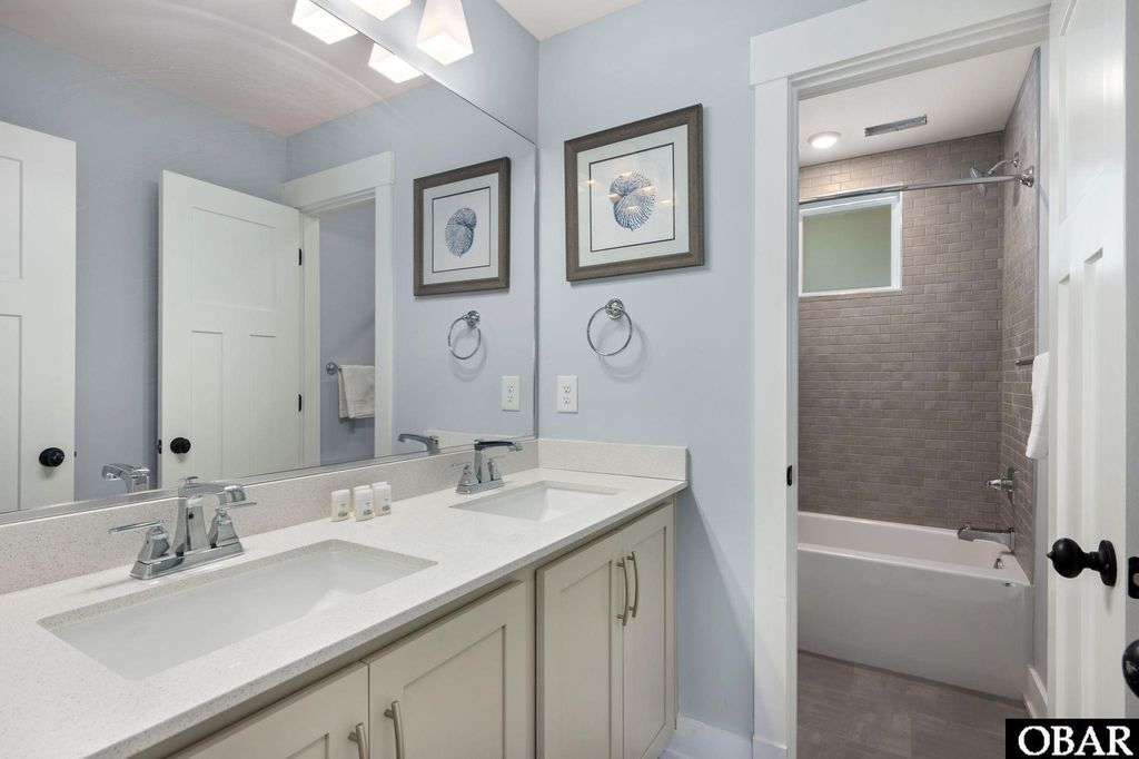 Image 16 of property listing at 985 Cruz Bay Court Lot 66, Corolla, NC 27927