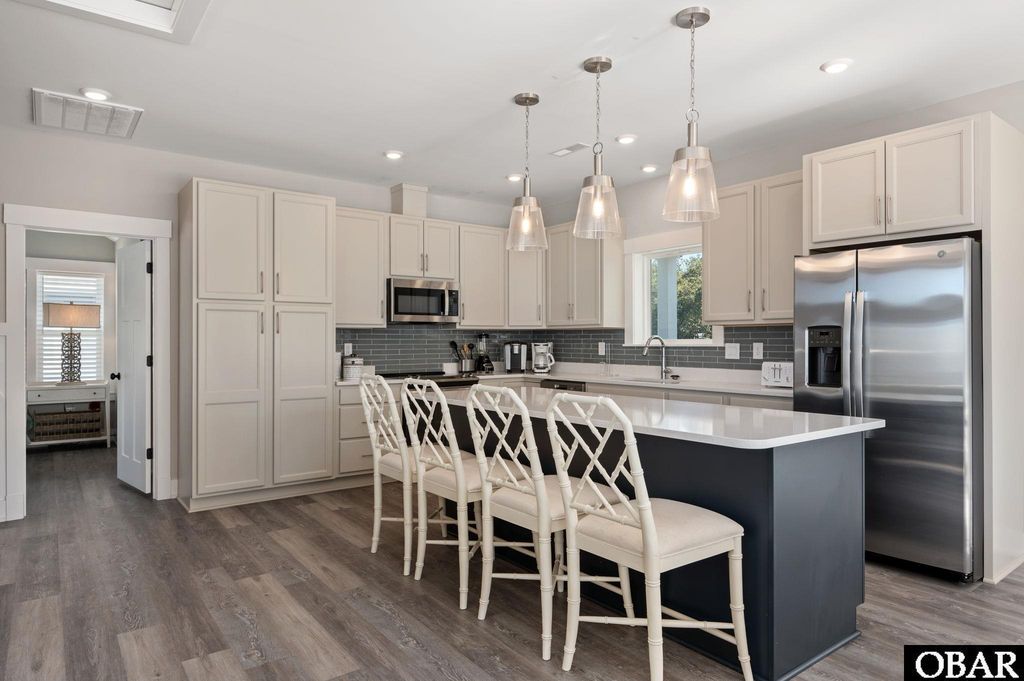 Image 7 of property listing at 985 Cruz Bay Court Lot 66, Corolla, NC 27927