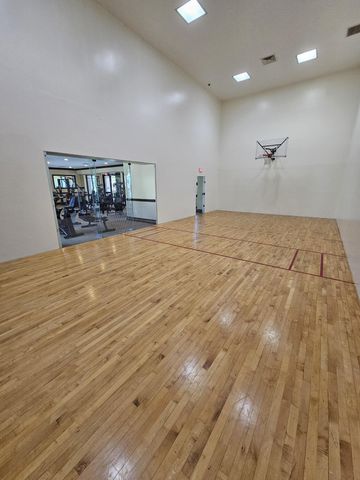 2805 Veronia Drive 204, Palm Beach Gardens, FL 33410