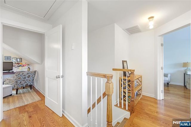22 Center Street, Midland Park, NJ 07432