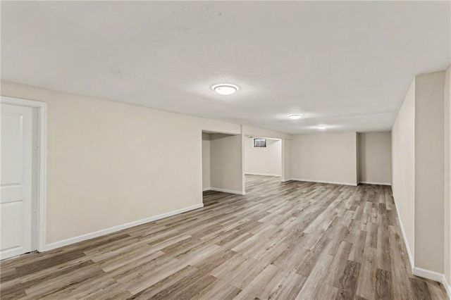 821 NE Cedar Street, Lee's Summit, MO 64086