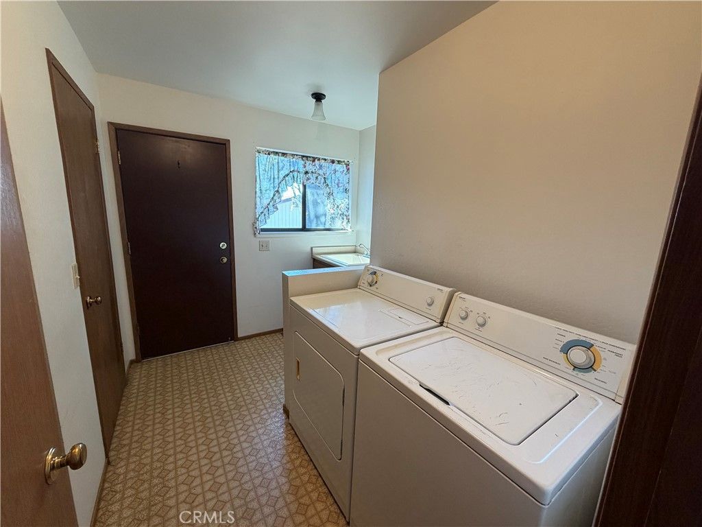 Image 20 of property listing at 20764 Powder Horn, Hidden Valley Lake, CA 95467