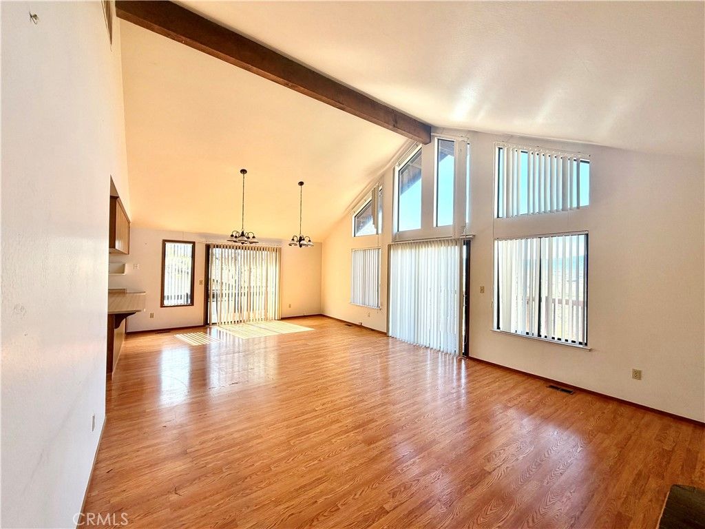 Image 5 of property listing at 20764 Powder Horn, Hidden Valley Lake, CA 95467