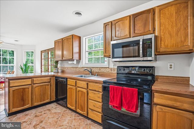 6405 DANT DR, Owings, MD 20736