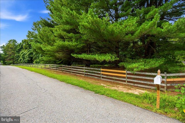 6405 DANT DR, Owings, MD 20736