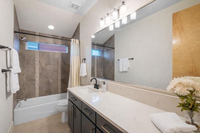 3006 Garden Villa LN, Austin, TX 78704