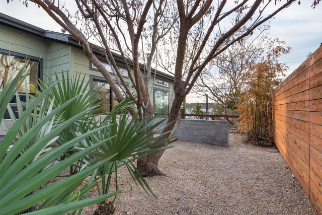3006 Garden Villa LN, Austin, TX 78704