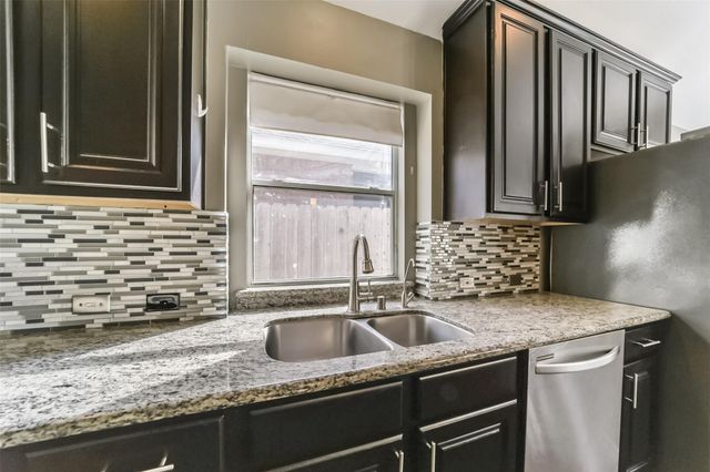 4822 Big Cedar Circle, Missouri City, TX 77459