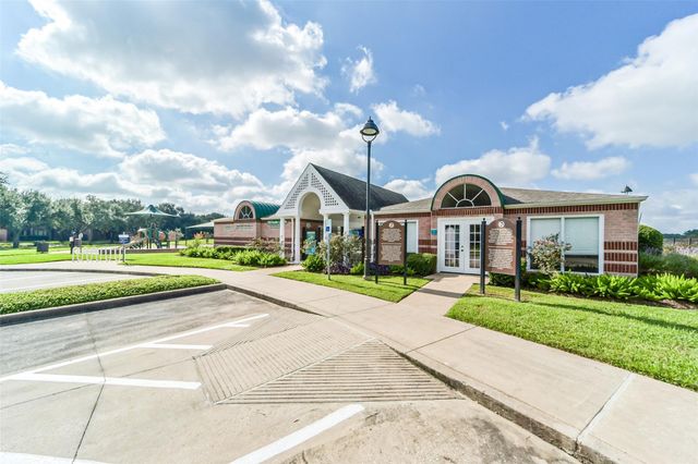 4822 Big Cedar Circle, Missouri City, TX 77459