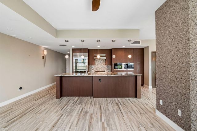 1120 E KENNEDY BOULEVARD W 1030, Tampa, FL 33602