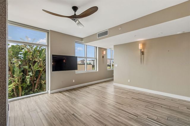 1120 E KENNEDY BOULEVARD W 1030, Tampa, FL 33602
