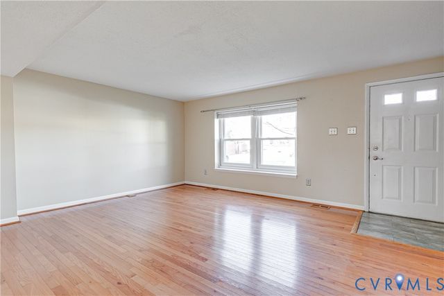 749 Sturgis Dr, Chesterfield, VA 23236